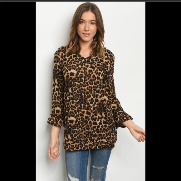 Leopard Print Blouse! - Picture 5 of 9